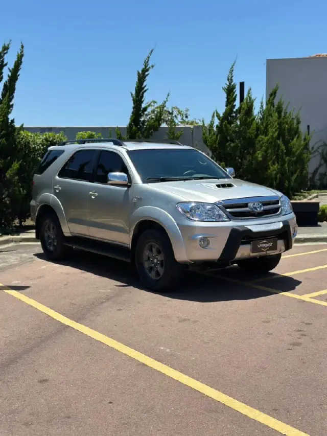 Carro Toyota Hilux SW4 2007 SRV 4x4 3.0 Turbo  (aut)