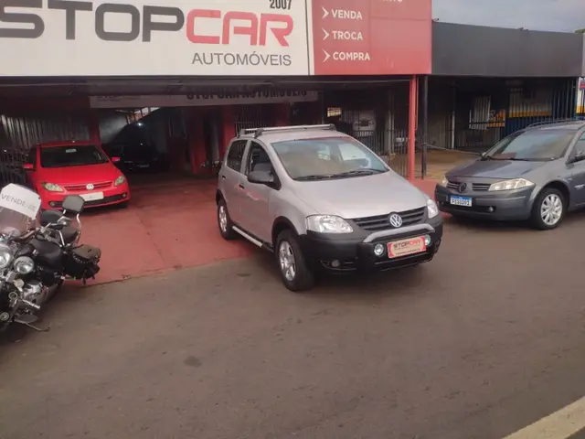Carro Volkswagen CrossFox 2005 1.6 (Flex)