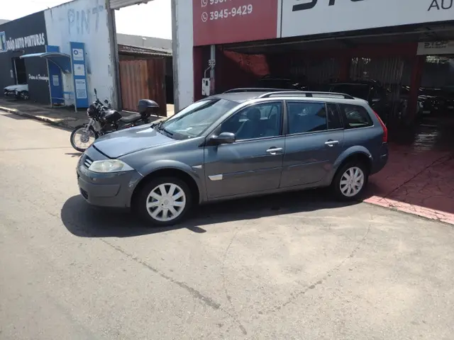 Carro Renault Megane Grand Tour 2013 Mégane Grand Tour Dynamique 1.6 16V (flex)