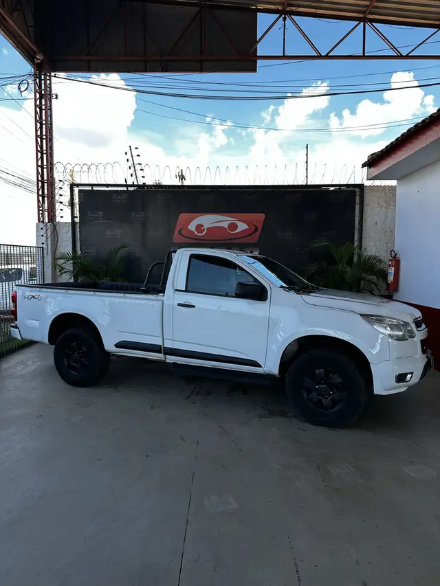 Carro Fiat Strada 2013 Adventure 1.8 16V Dualogic (Flex) (Cabine Dupla)