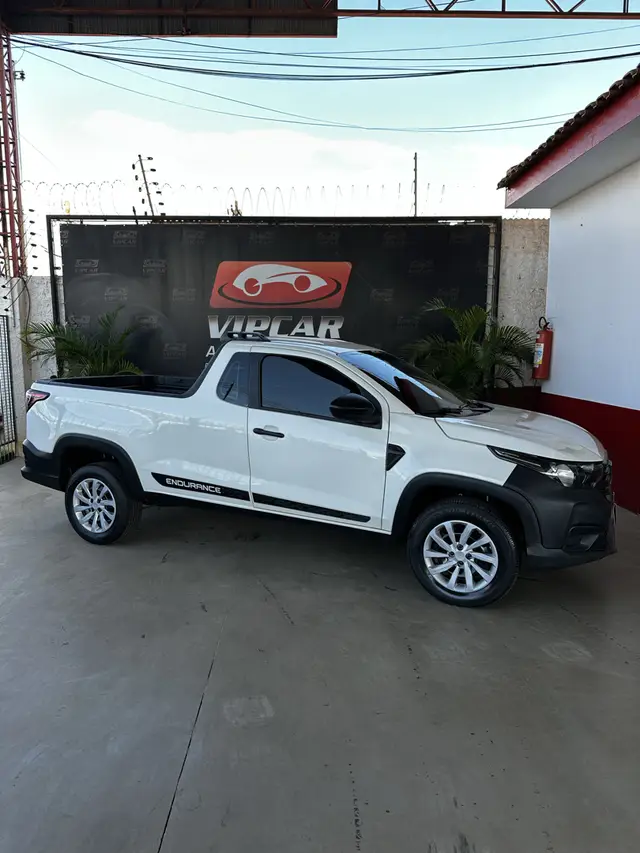 Carro Fiat Strada 2023 Endurance 1.4 Cabine Plus (Flex)