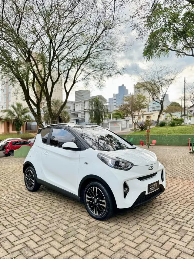 Carro CAOA Chery iCar 2023 EQ1 TECH (Elétrico)