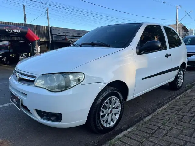 Carro Fiat Palio 2014 1.0 Celebr. ECONOMY F.Flex 8V 2p