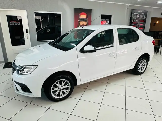 Carro Renault Logan 2024 Life 1.0