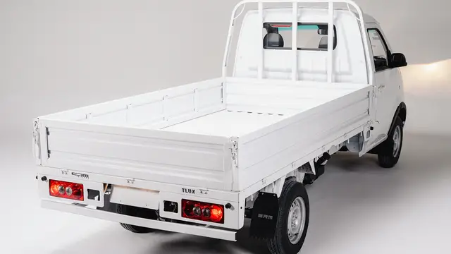 Carro Shineray TLUX 2025 1.6 CS