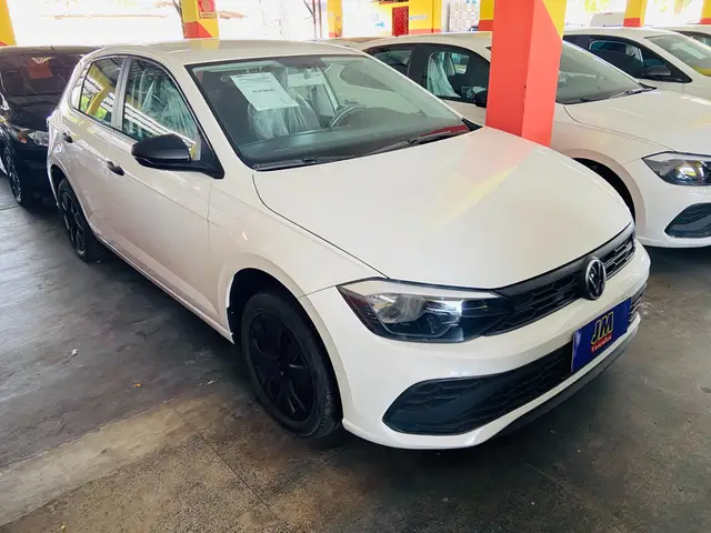 Carro Volkswagen Polo 2024 Track 1.0 Flex 12V 5p