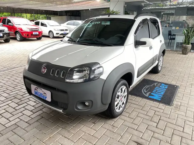 Carro Fiat Uno 2014 Way Celeb. 1.0 8V (Flex) 4p