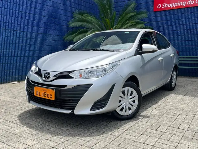 Carro Toyota Yaris 2021 1.3 XL Live (Flex)