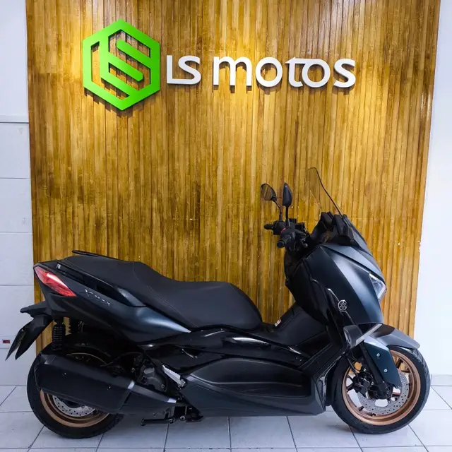 Moto Yamaha XMax 2023 ABS