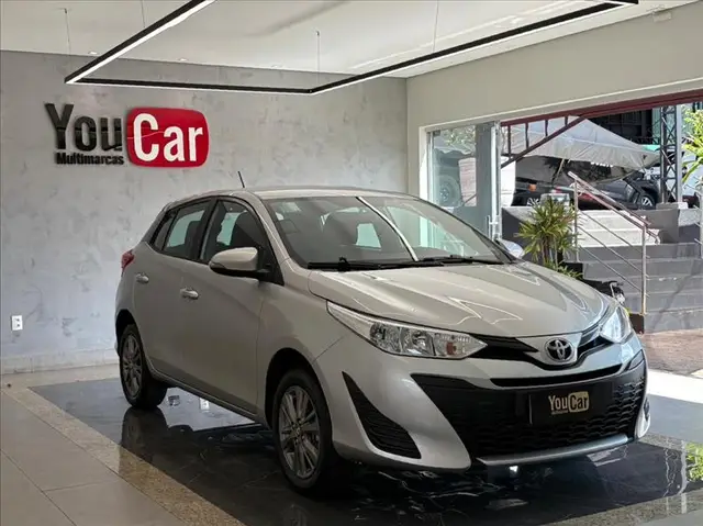 Carro Toyota Yaris Sedan 2022 1.5 XL Plus Connect CVT (Flex)