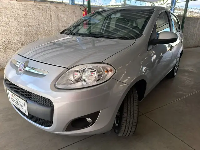 Carro Fiat Palio 2015 Attractive 1.0 Evo (Flex)