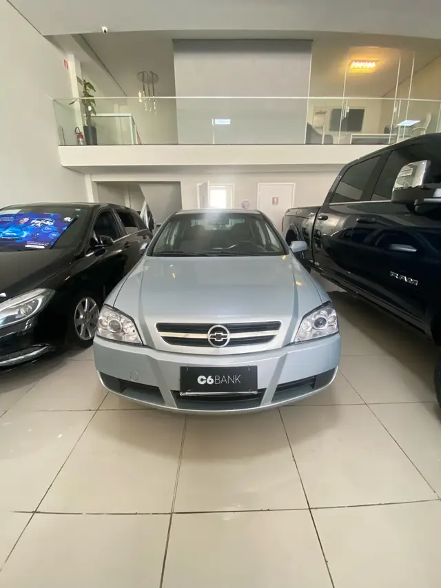 Carro Chevrolet Astra Sedan 2009 Advantage 2.0 (Flex)