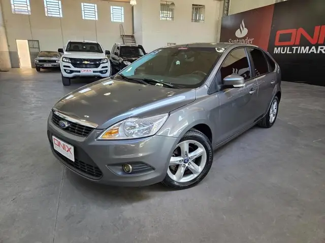 Carro Ford Focus Hatch 2013 1.6 16V Flex Mec. 5p