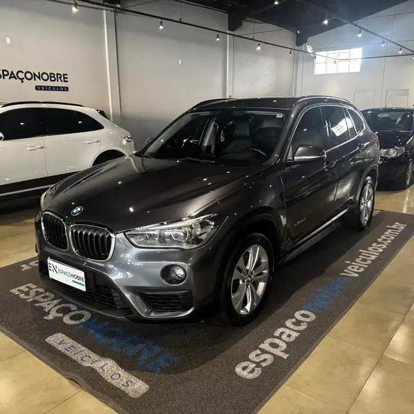 Carro BMW X1 2018 2.0 sDrive20i X-Line ActiveFlex