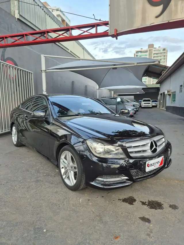 Carro Mercedes-Benz C 180  2013 CGI Coupe Sport 1.6 TB 16V Aut.