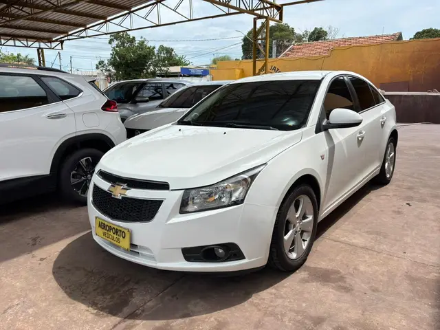 Carro Chevrolet Cruze 2013 LT 1.8 16V Ecotec (Flex)
