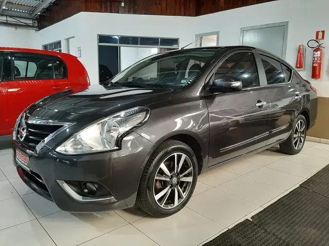 Carro Nissan Versa 2018 1.6 16V Unique CVT (Flex)