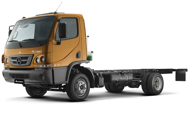 Carro Mercedes-Benz Accelo 2022 815/46 C.EST