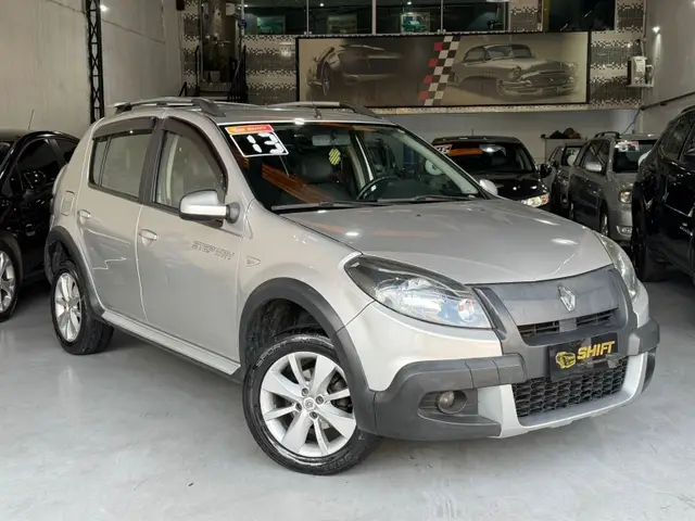 Carro Renault Sandero Stepway 2013 1.6 16V Hi-Flex (aut)