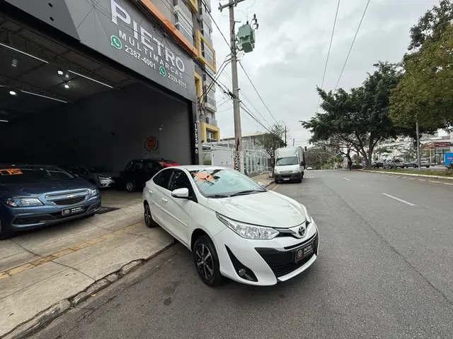 Carro Toyota Yaris 2020 1.5 XS Connect CVT (Flex)