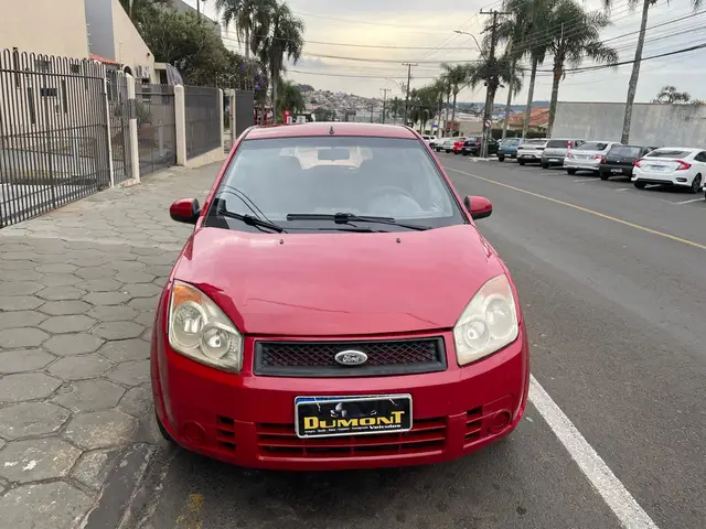 Carro Ford Fiesta Hatch 2008 1.0 (Flex)