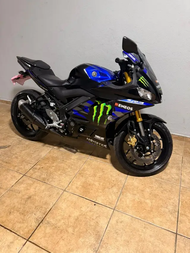 Moto Yamaha YZF R3 2024 ABS