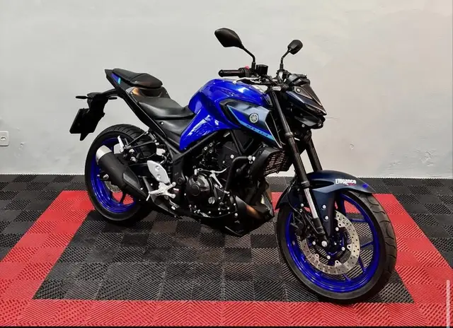 Moto Yamaha MT-03 2023 ABS