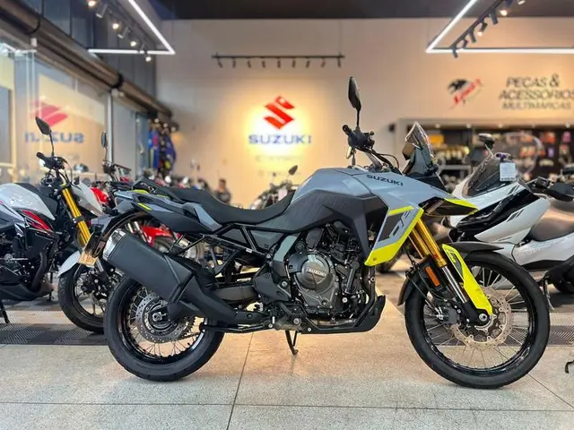 Moto Suzuki V-Strom 2025 800DE