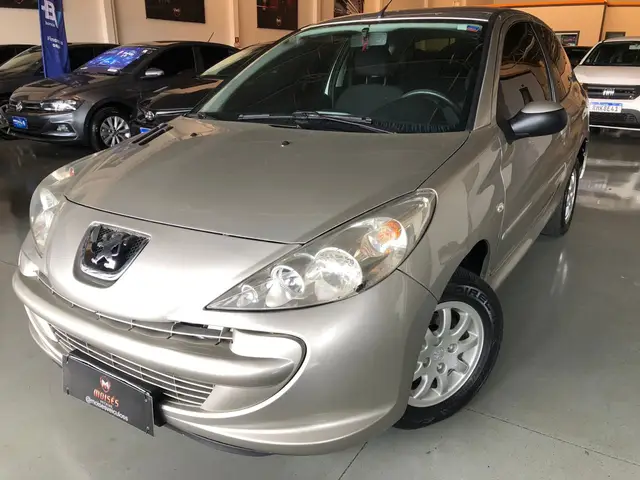 Carro Peugeot 207 2012 Hatch XR 1.4 8V (flex) 2p