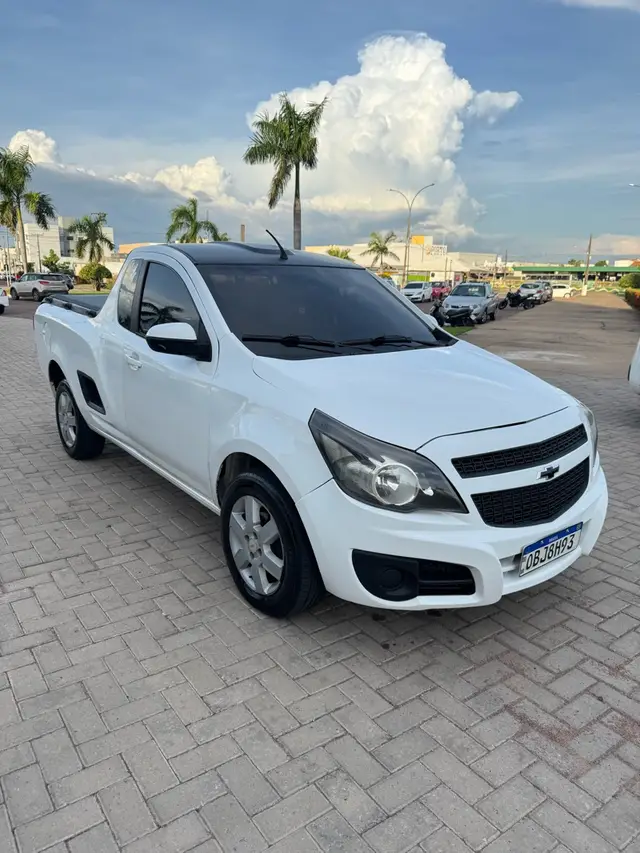 Carro Chevrolet Montana 2013 LS 1.4 (Flex)