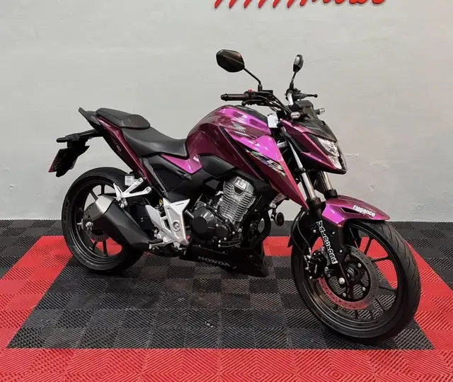 Moto Honda CB 300F Twister 2023 (CBS)