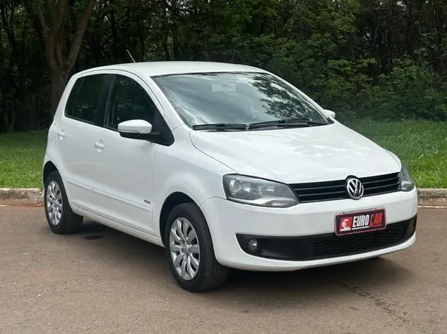 Carro Volkswagen Fox 2014 1.6 VHT (Flex)