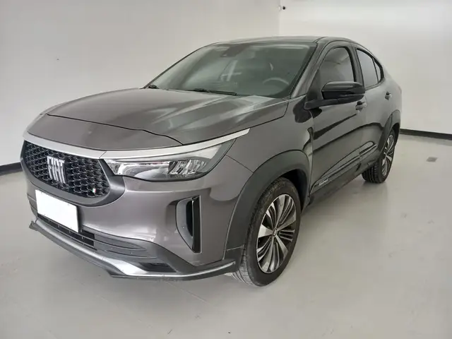 Carro Fiat Fastback 2025 Audace