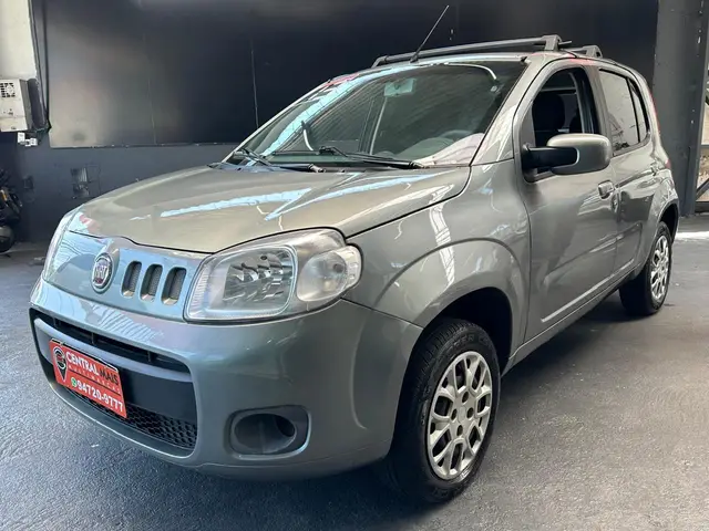 Carro Fiat Uno 2013 Vivace Italia 1.0 8V (Flex) 4p