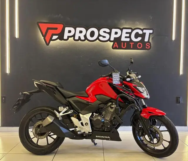 Moto Honda CB 300F Twister 2024 (CBS)