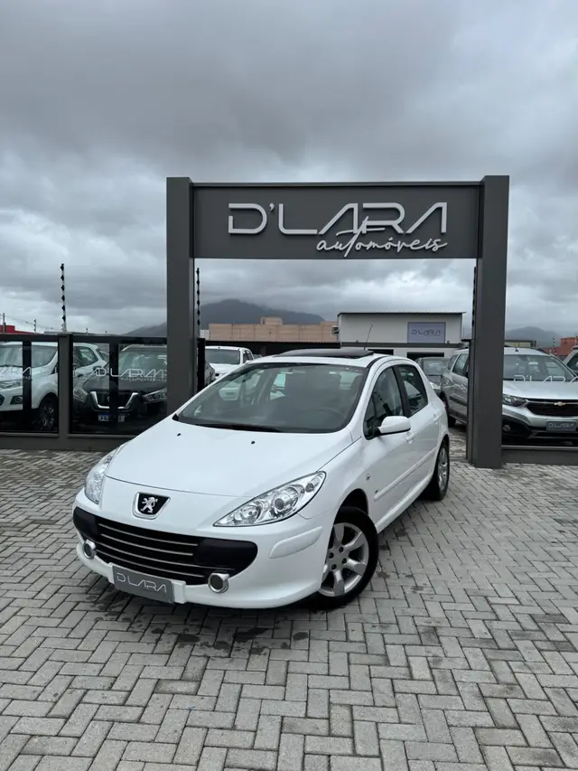 Carro Peugeot 307 2010 Hatch. Presence 1.6 16V (flex)