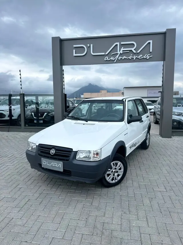 Carro Fiat Uno Mille 2013 Uno Mille WAY ECONOMY 1.0 F.Flex