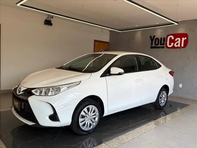 Carro Toyota Yaris 2024 XL 1.5 (Flex) (Aut)