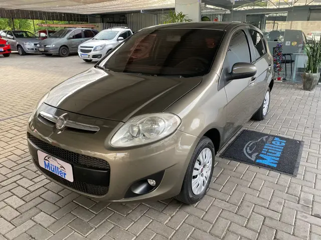 Carro Fiat Palio 2013 Attractive 1.0 Evo (Flex)