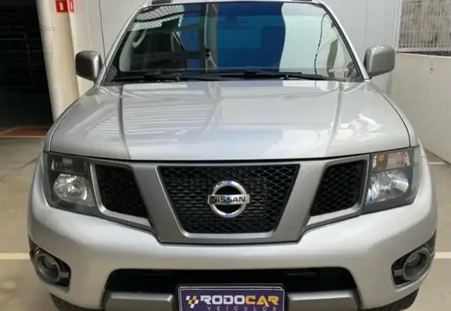 Carro Nissan Frontier 2016 2.5 TD CD SL 4x4 (Aut)
