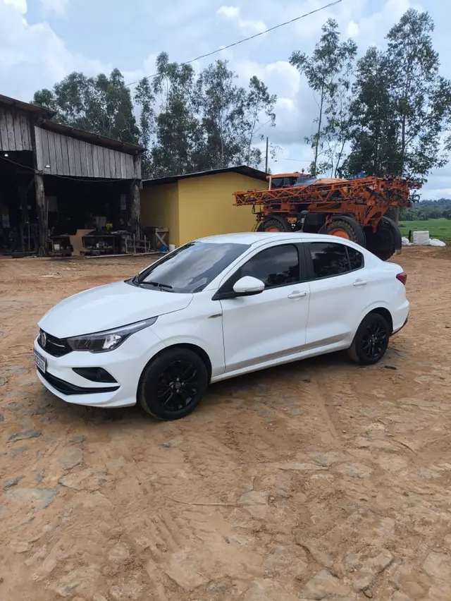 Carro Fiat Cronos 2019 1.3 Drive Firefly GSR (Flex)