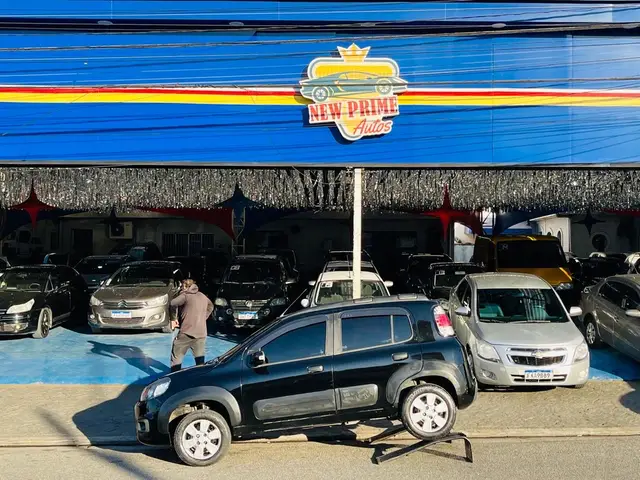 Carro Fiat Uno 2015 Way 1.0 8V (Flex) 4p