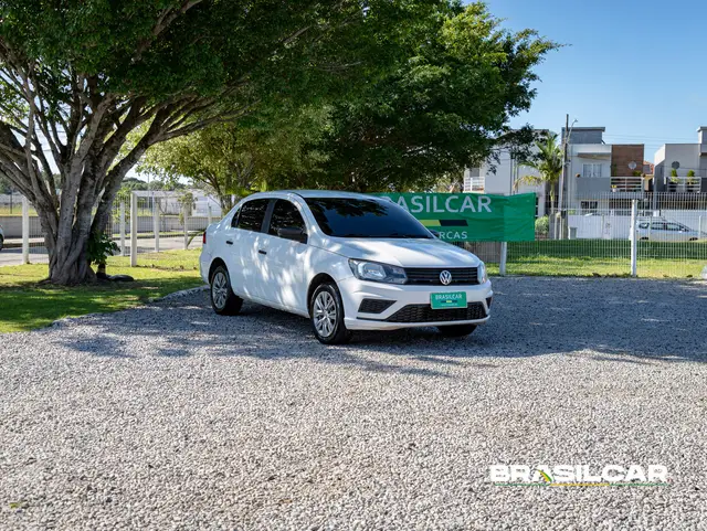 Carro Volkswagen Voyage 2022 1.6