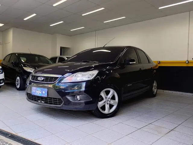 Carro Ford Focus Sedan 2010 GLX 2.0 16V (Flex)