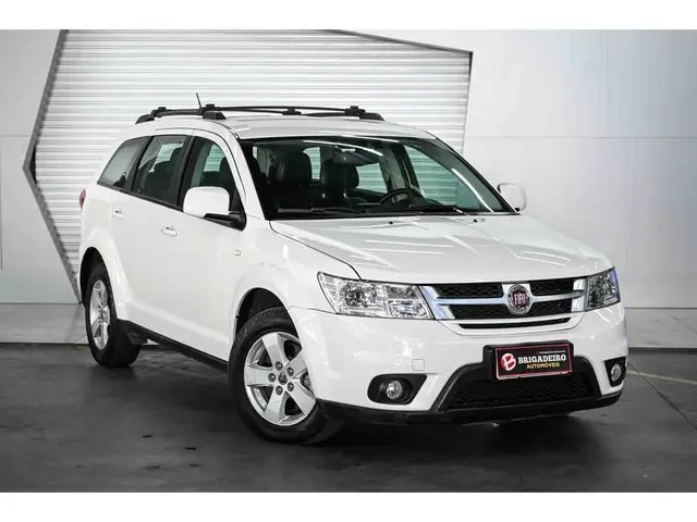 Carro Fiat Freemont 2012 2.4 16V Precision (Aut)