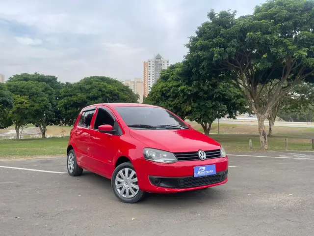Carro Volkswagen Fox 2011 1.0 8V (Flex) 2p