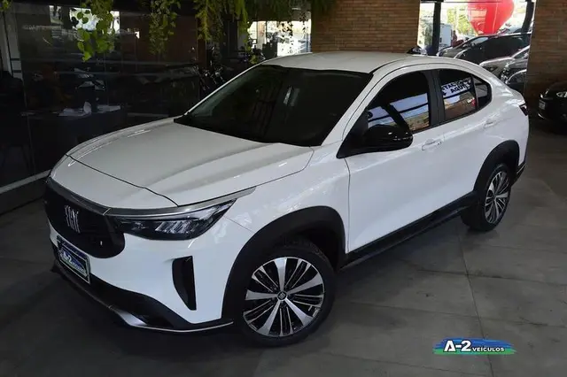 Carro Fiat Fastback 2024 Audace