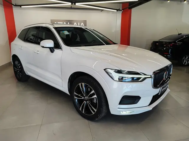 Carro Volvo XC60 2019 2.0 T5 Momentum AWD