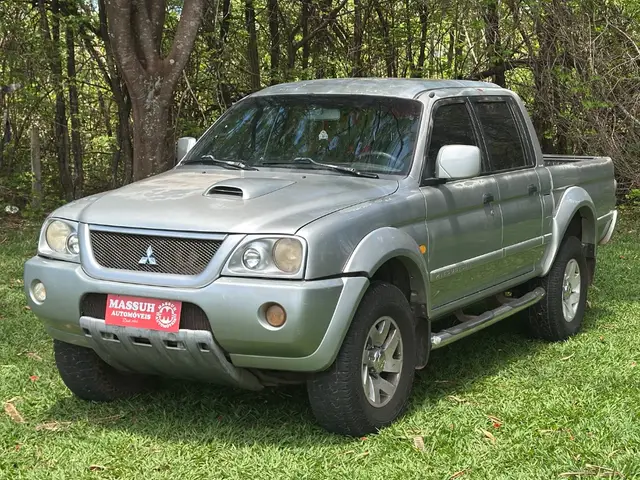 Carro Mitsubishi L200 2005 L 200 Sport HPE 4x4 2.5 (aut) (cab. dupla)