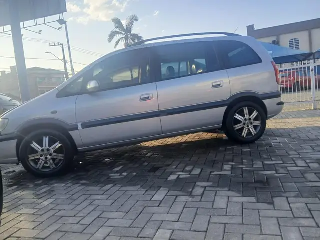 Carro Chevrolet Zafira 2005 Elite 2.0 (Flex) (Aut)